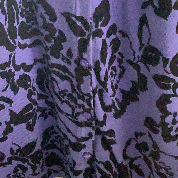 Cardigan by Croft & Barrow button down purple and black floral size medi… - Picture 6 of 6